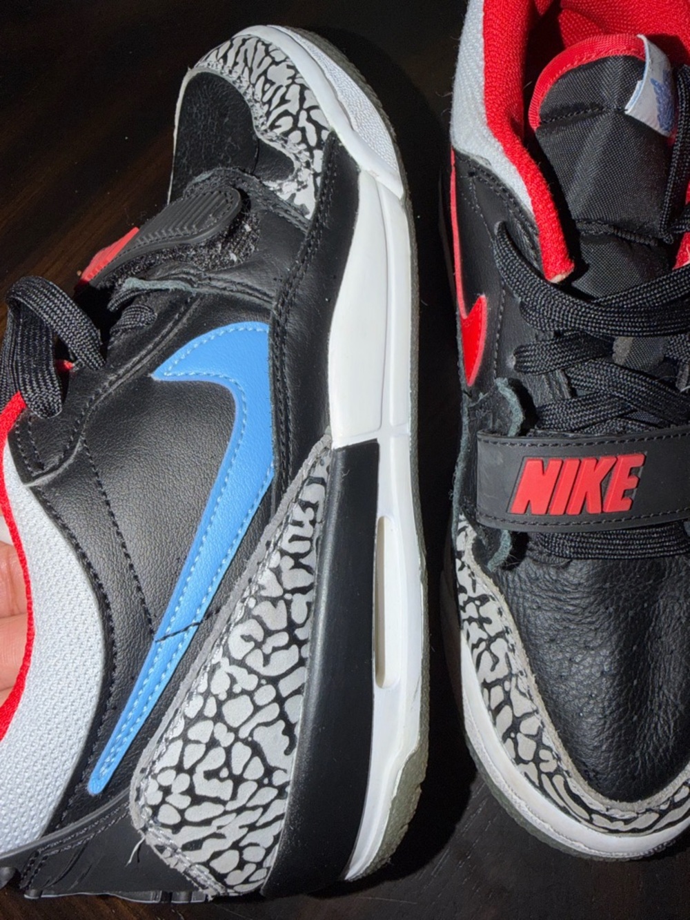 Air Jordan Legacy 312 Low 'Chicago Flag'KID'S  size 6 used - Picture 10 of 11